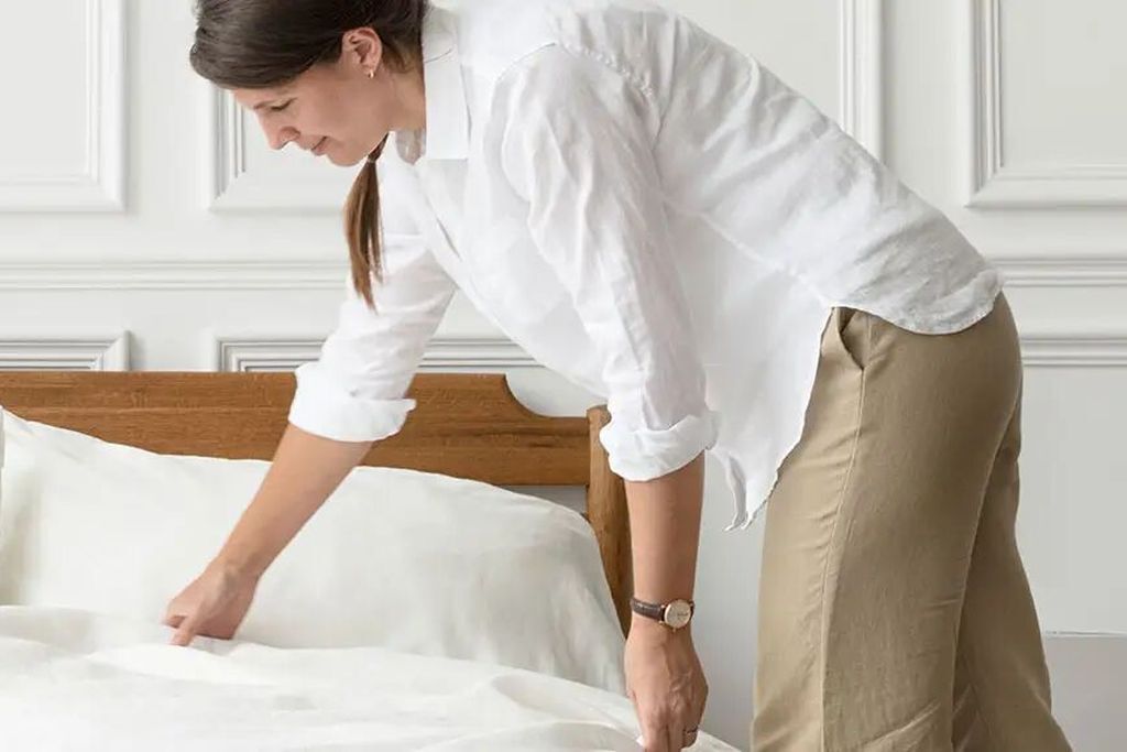 What are Various Pros and Cons of Mattress Toppers?
