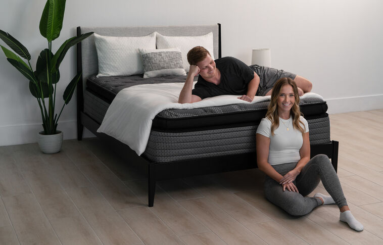 Mancini's California Collection Presidio Pillow Top Mattress 15" image number 0