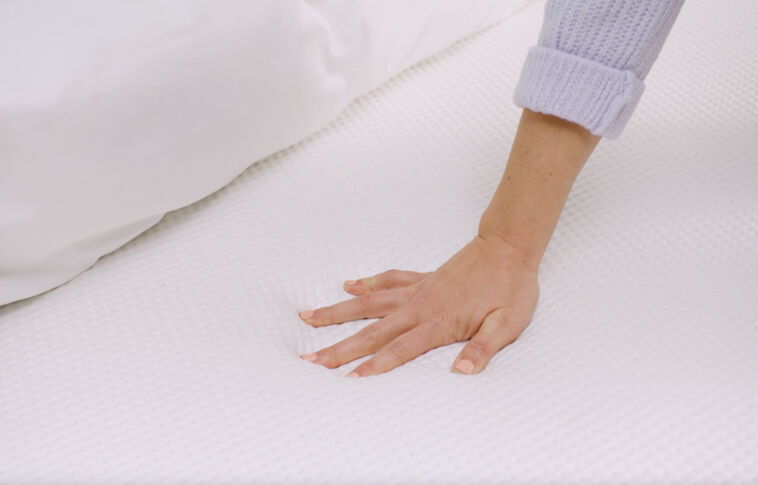 Nectar Classic  Firm Mattress 12" image number 0