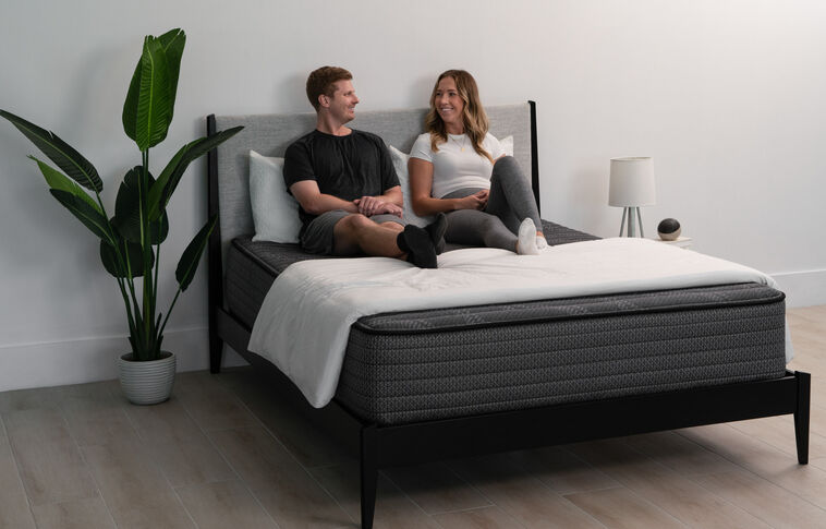 Mancini's California Collection Presidio Extra Firm Mattress 13" image number 4