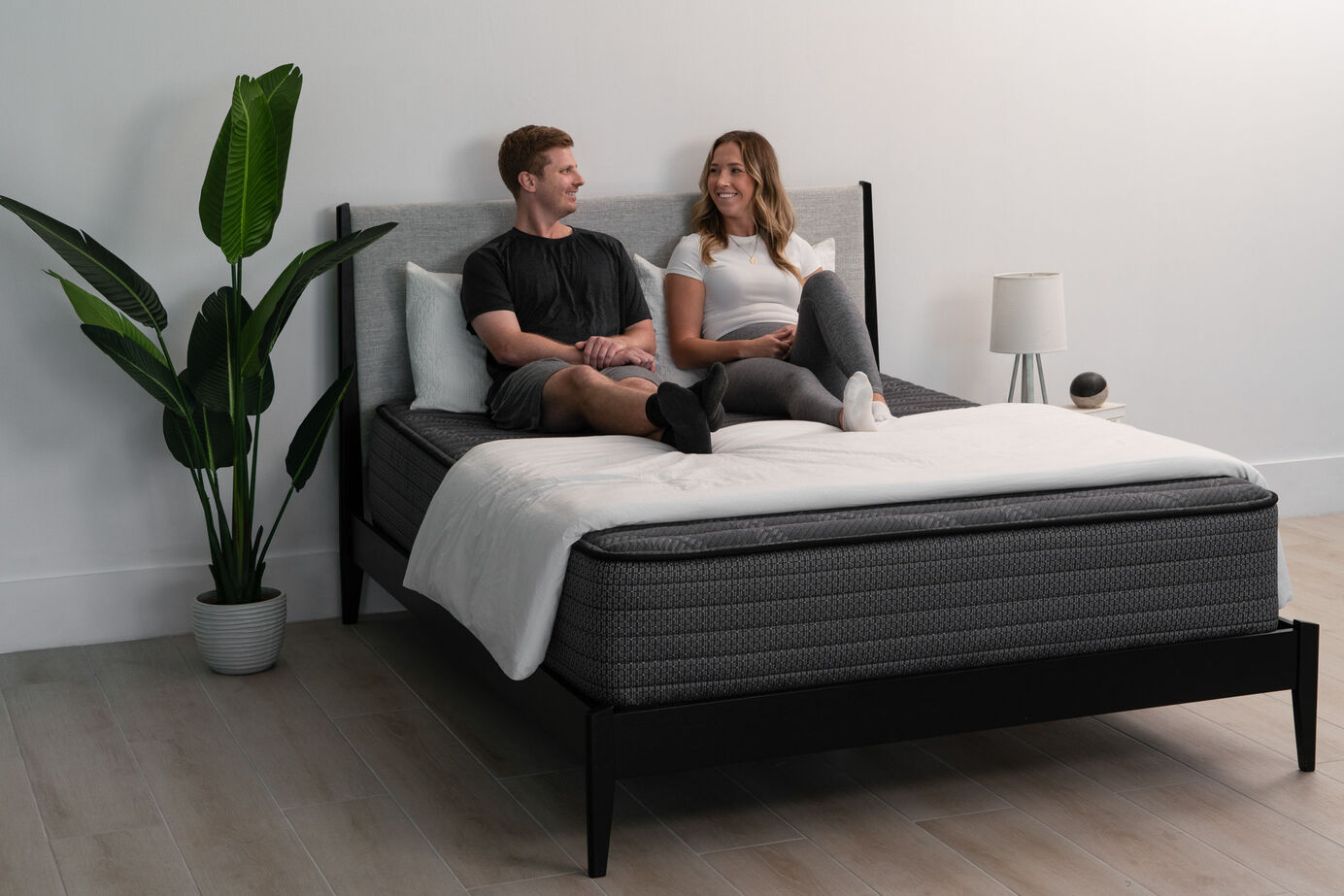 Mancini's California Collection Presidio Extra Firm Mattress 13" image number 4