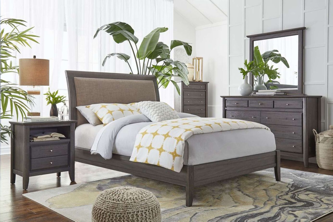 Modus City II Upholstered Panel Bed Complete image number 0