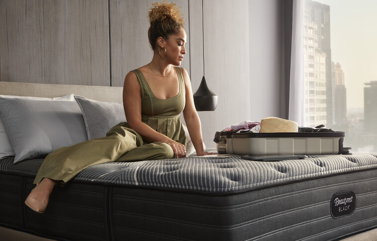 Beautyrest Black B-Class Medium Tight Top Mattress 13.75" image number 0