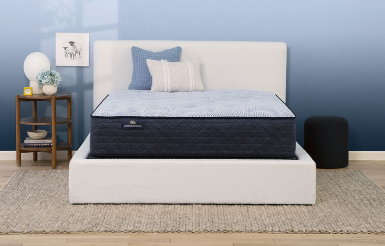 Serta Perfect Sleeper Bondi Bay Plush Mattress 13.5" image number 0