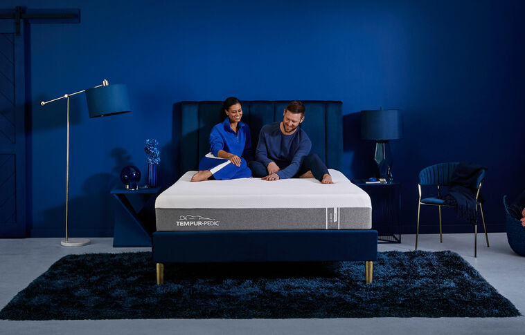 Tempur-Pedic TEMPUR-Cloud  Medium Mattress 10" image number 0