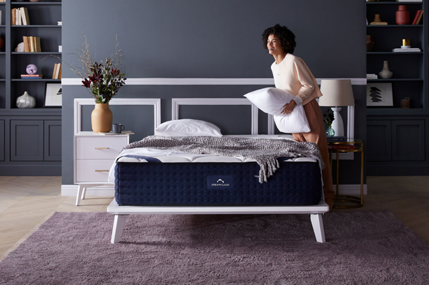 DreamCloud The DreamCloud  Firm Tight Top Mattress 14" image number 4