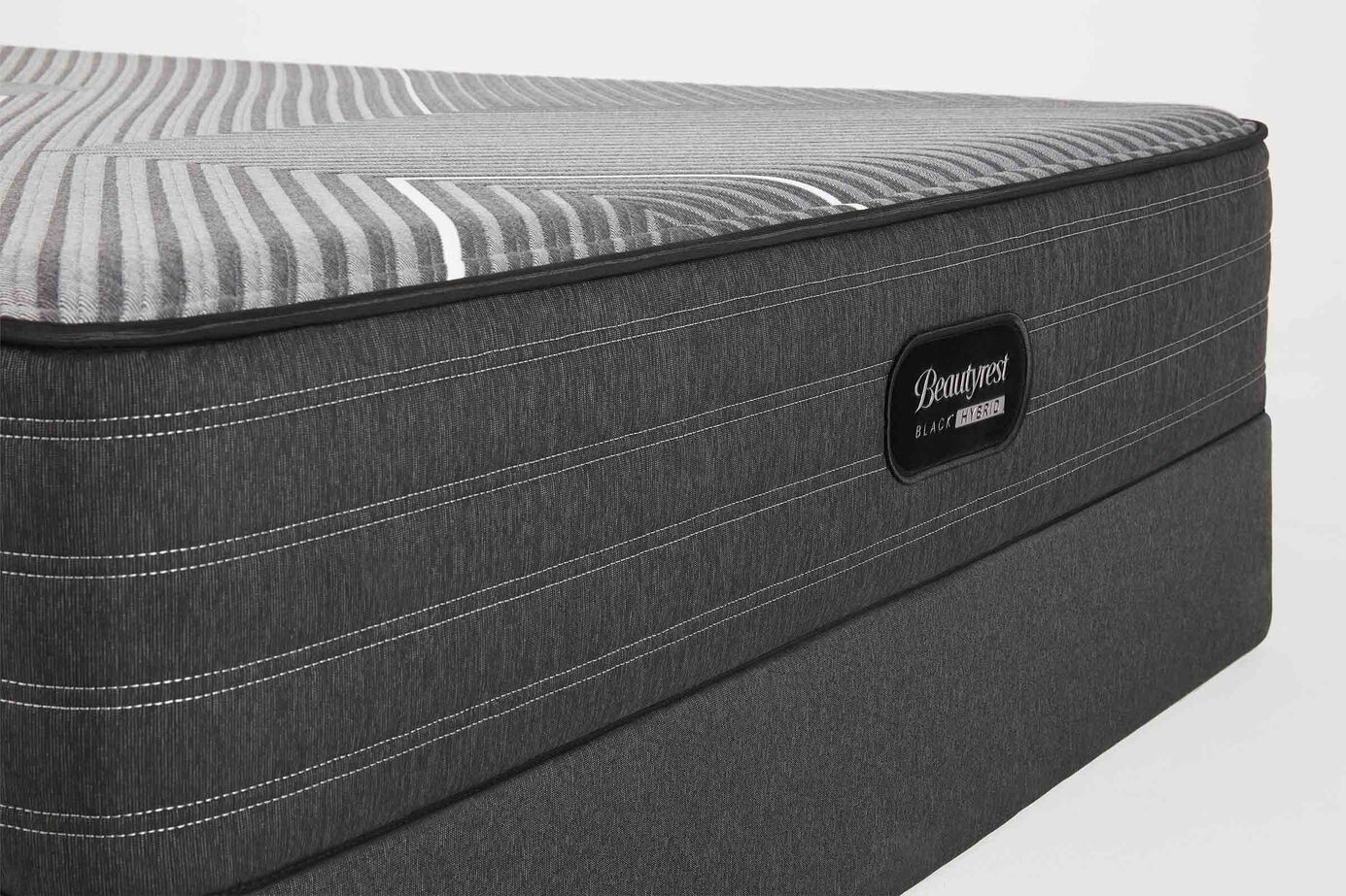 Beautyrest Black Hybrid BX-Class Plush Mattress 12.5" image number 5