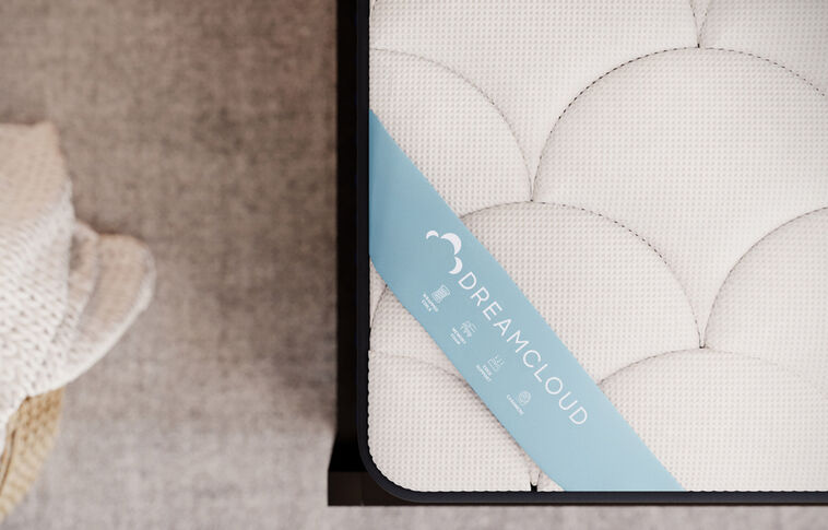 DreamCloud Premier  Medium Euro-Top Mattress 14" image number 6
