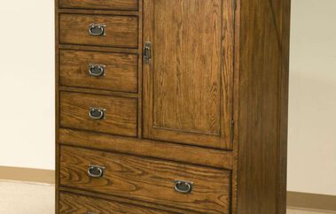 Intercon Oak Park 6 Drawer Chest w/ Door