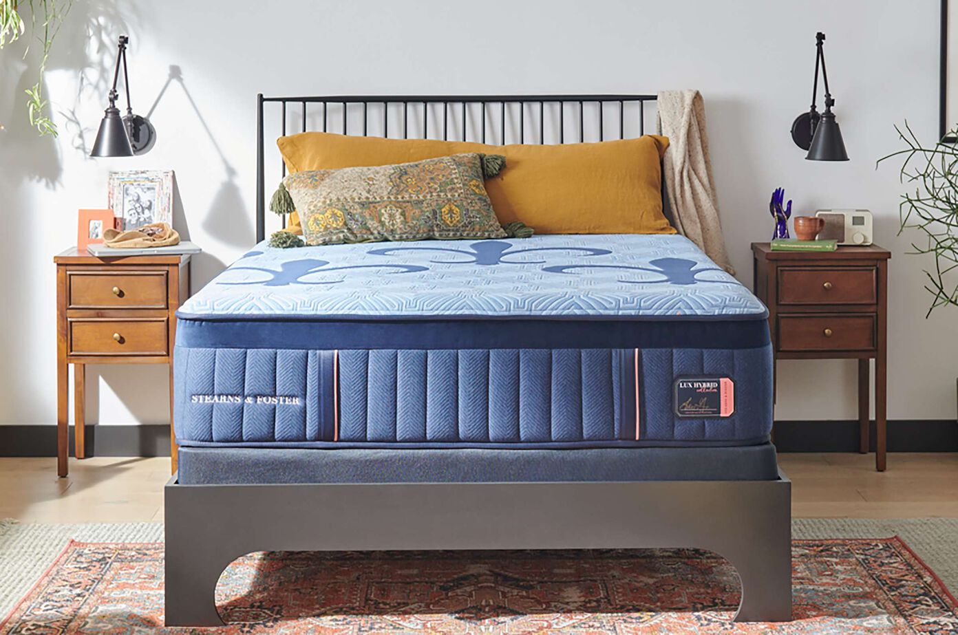 Stearns and Foster Lux Estate Hybrid  Soft Mattress 14.5" image number 0