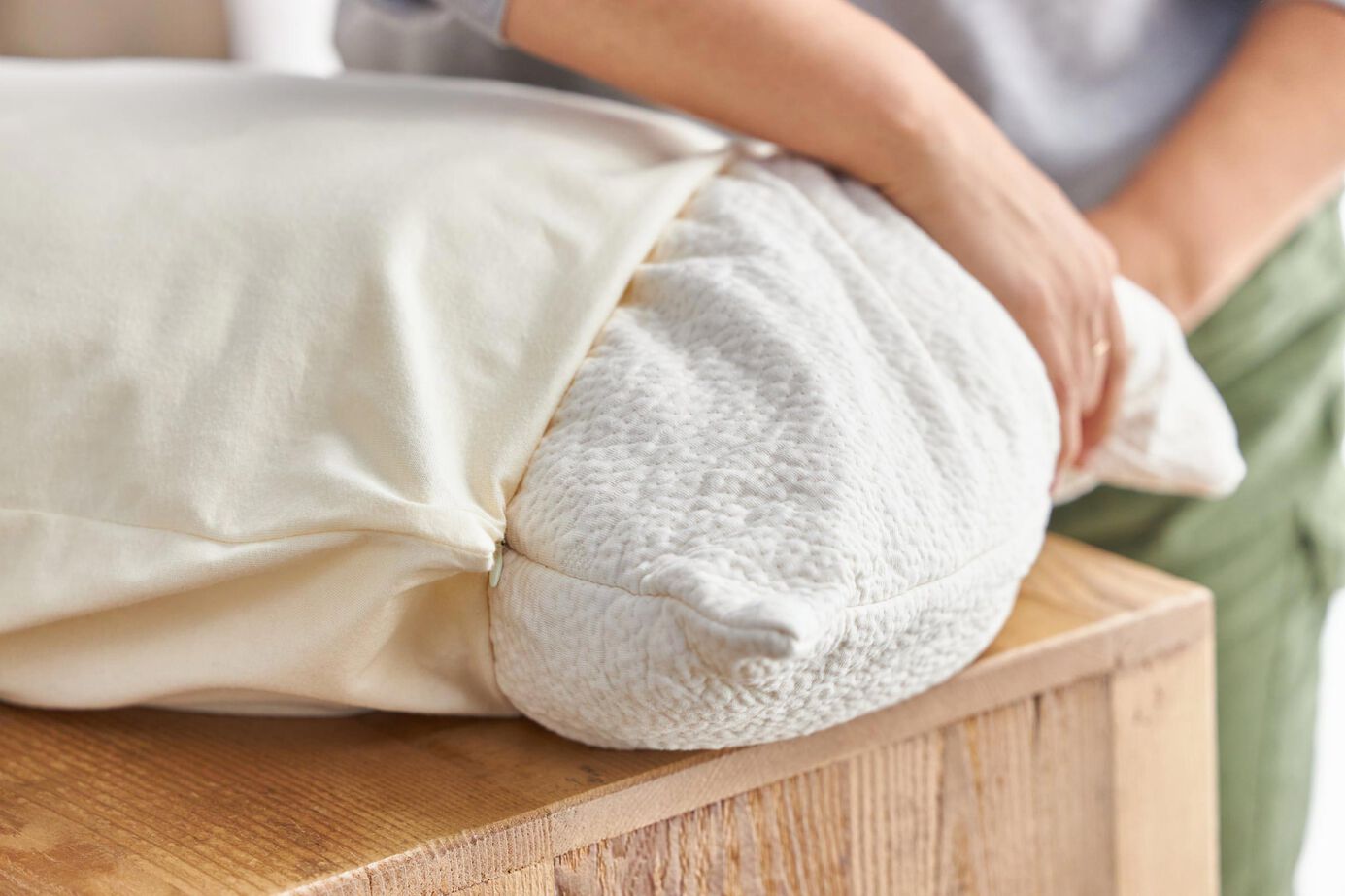 Avocado Organic Waterproof Pillow Protector image number 4