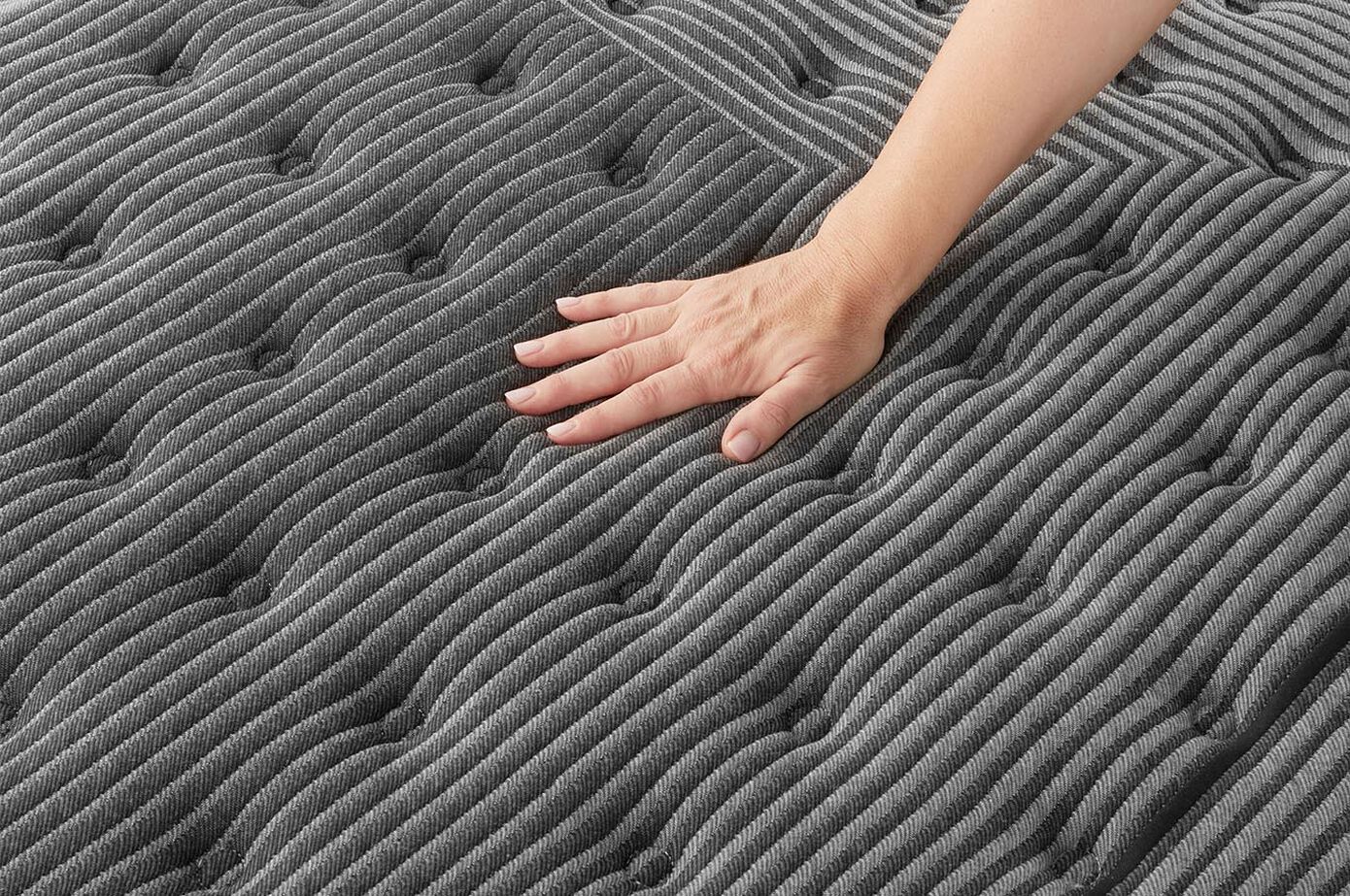 Beautyrest Black L-Class Firm Tight Top Mattress 13.75" image number 6