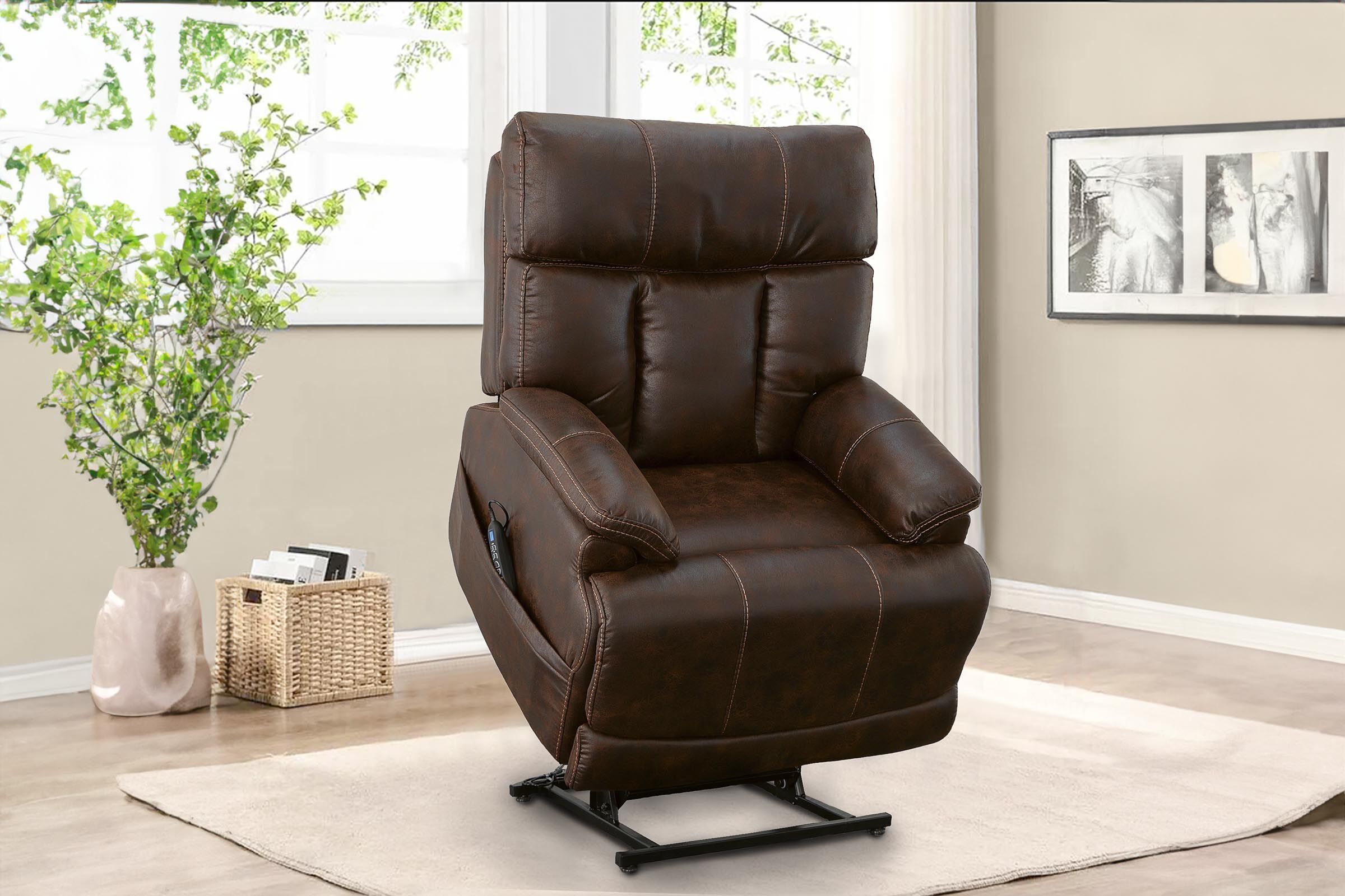Flexsteel clive leather power recliner with sales power headrest
