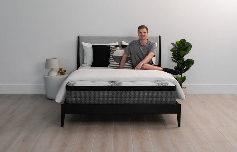 Sleepworld Express B400 Euro-Top Mattress 12.5" image number 0