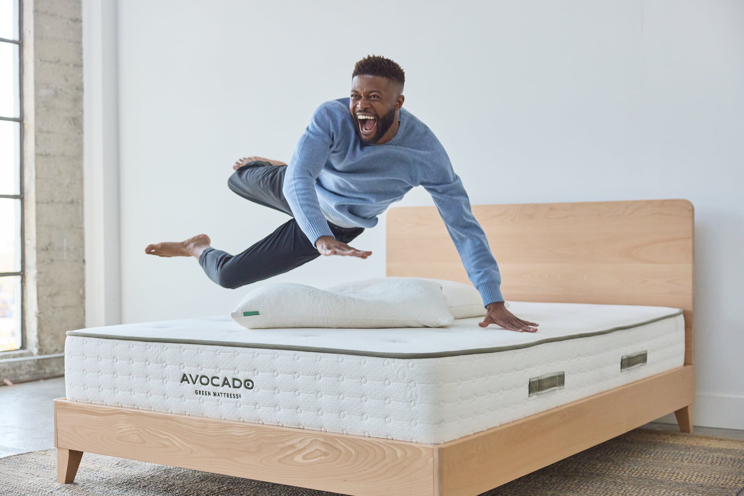 Avocado bed clearance frame