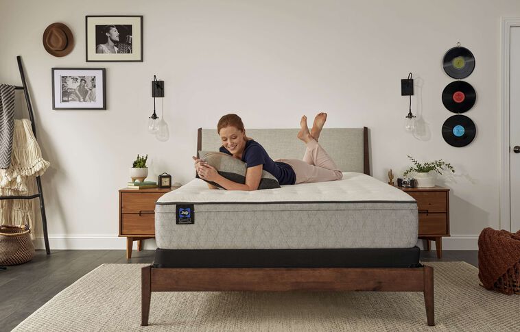 Sealy Essentials Winter Green Medium Euro Top Mattress 12" image number 5