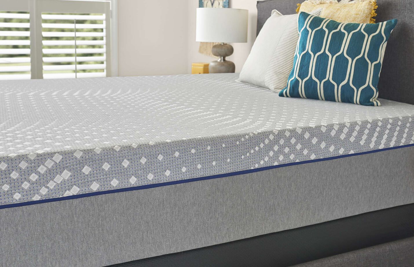 Sealy PosturePedic Foam Lacey Soft Mattress 13" image number 3