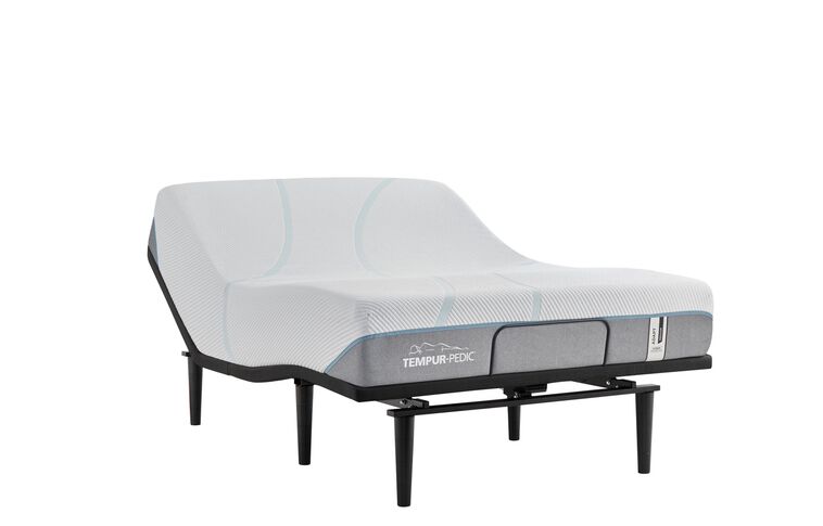 Tempur-Pedic TEMPUR-Adapt Medium Hybrid Mattress 11" image number 3