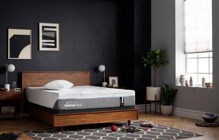 Tempur-Pedic TEMPUR-Adapt Medium Mattress 11" image number 4