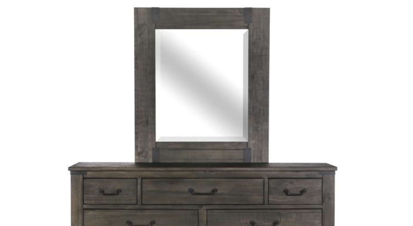 Magnussen Abington Portrait Mirror image number 0
