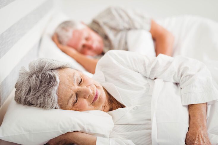 How to Choose the Best Type of Mattress for Seniors and the Elderly