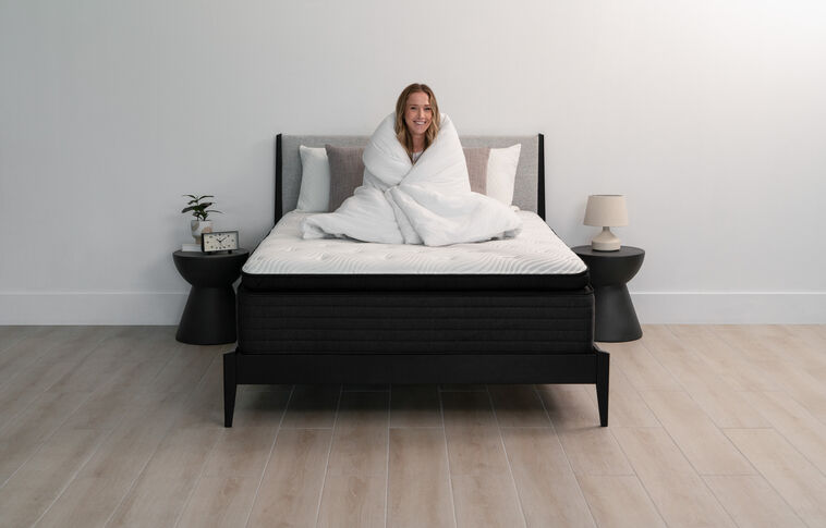 Sleepworld Express 15.5" Innerspring Pillow Top Mattress image number 0