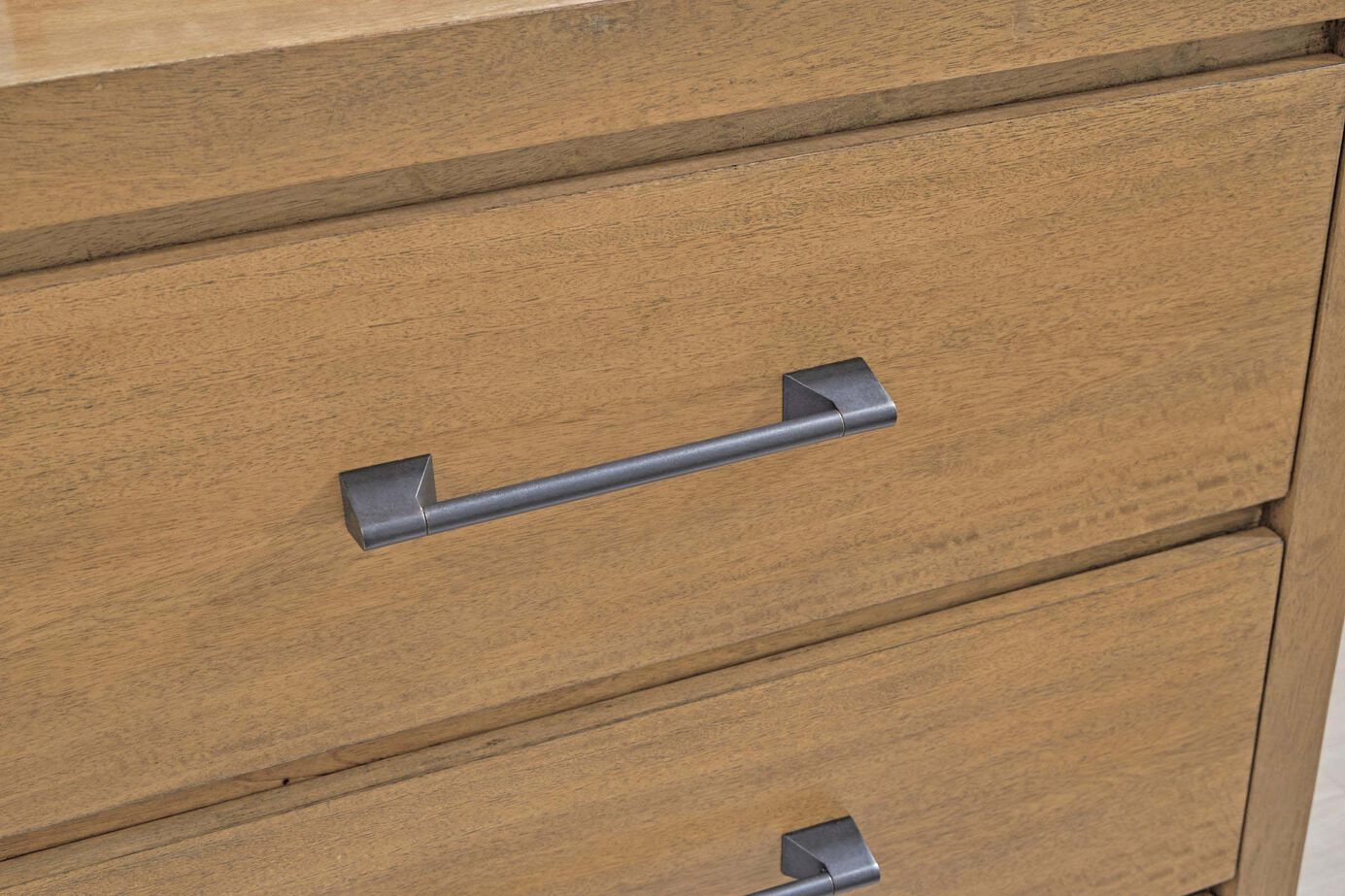 Signature Design Sherbana 2 Drawer Nightstand image number 4