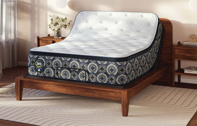 Serta Perfect Sleeper Cascade Canyon Medium Pillow Top Mattress 14" image number 3