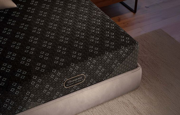 Beautyrest Black Hybrid Series Three XCS Medium Mattress 14.5" image number 5