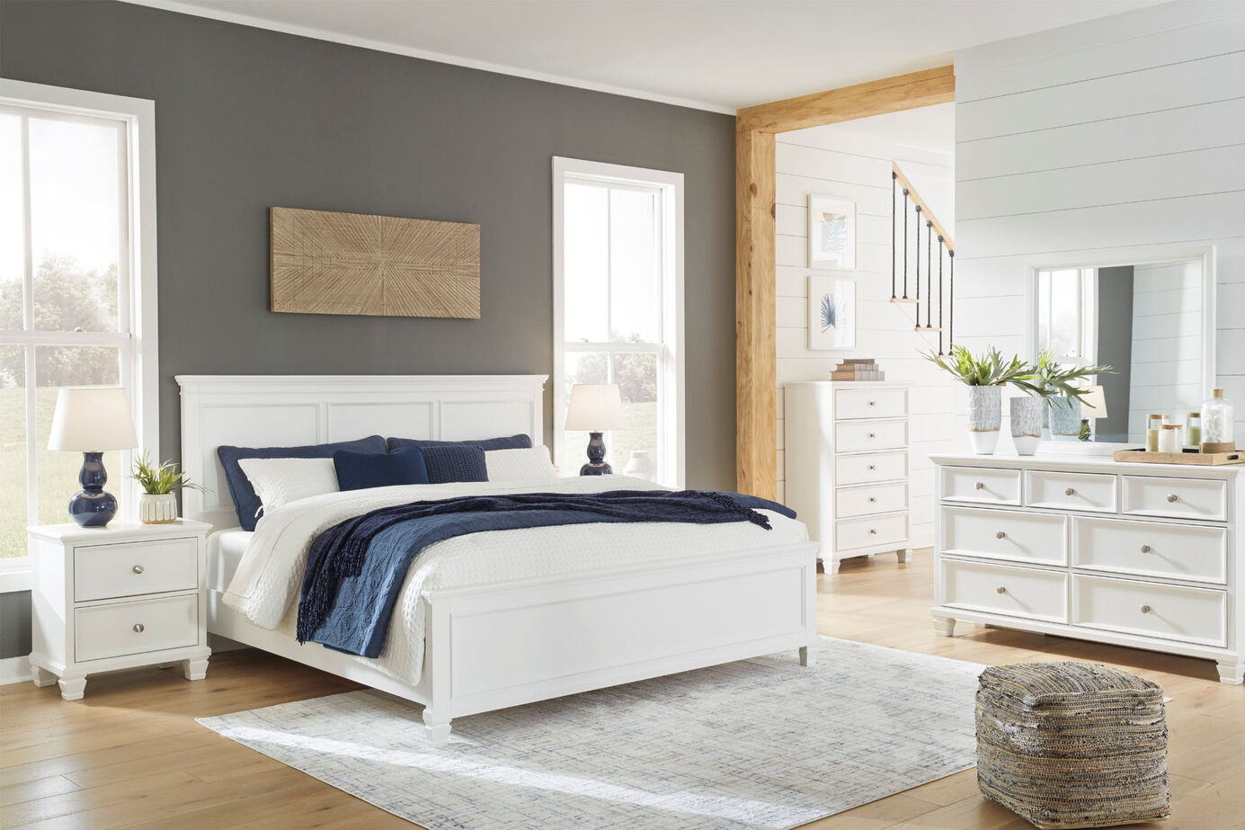 Signature Design Fortman Panel Bed Complete image number 0
