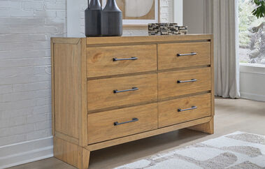 Signature Design Sherbana Dresser