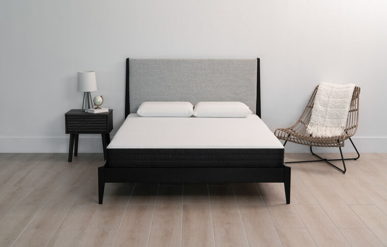 Mancini's California Collection Marina Firm Mattress 8" image number 3