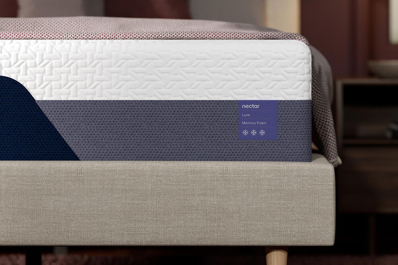 Nectar Luxe Memory Foam Luxury Firm Mattress 14" image number 3
