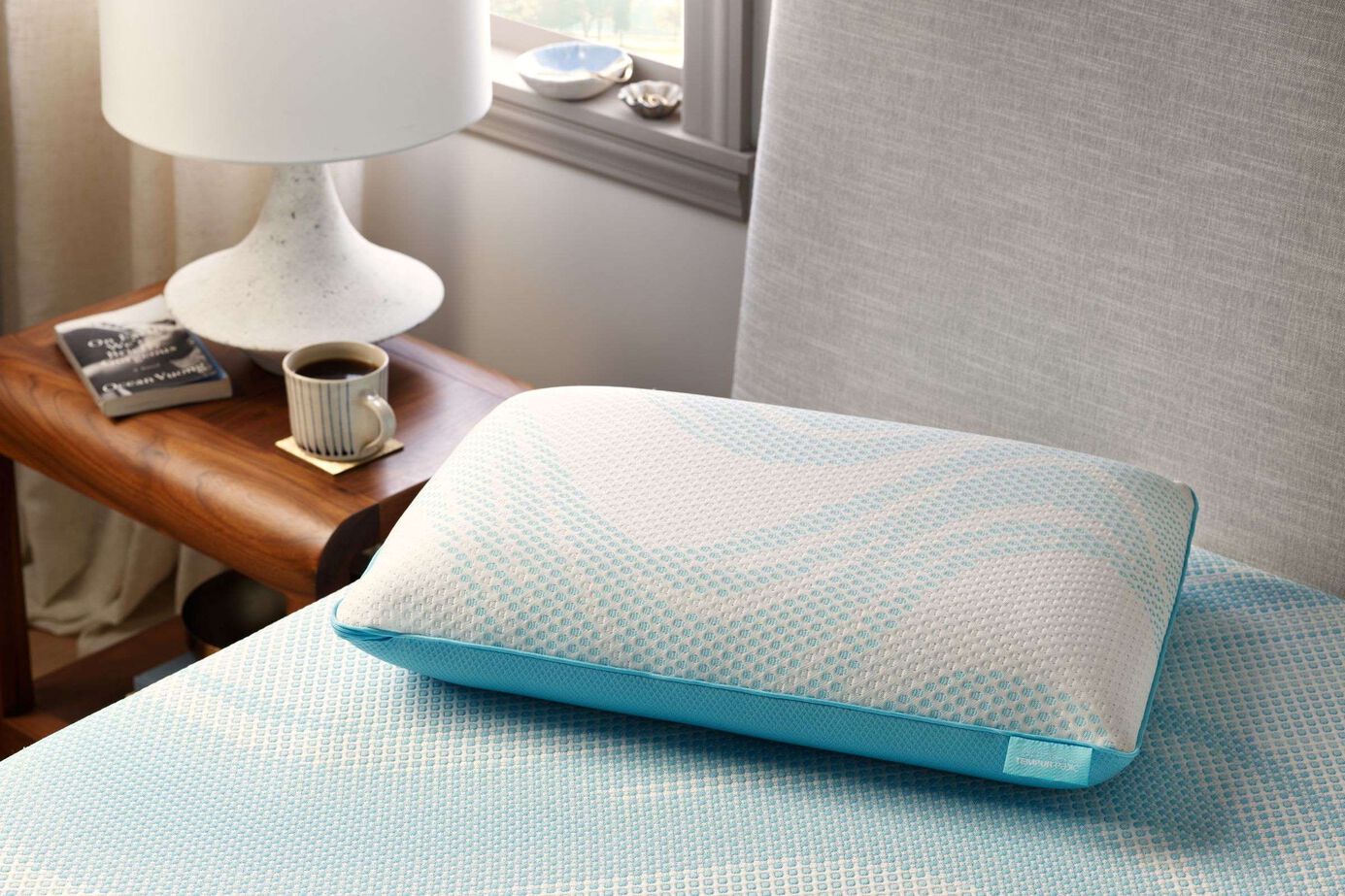 Tempur-Pedic Breeze ProLo 2.0 Pillow image number 4