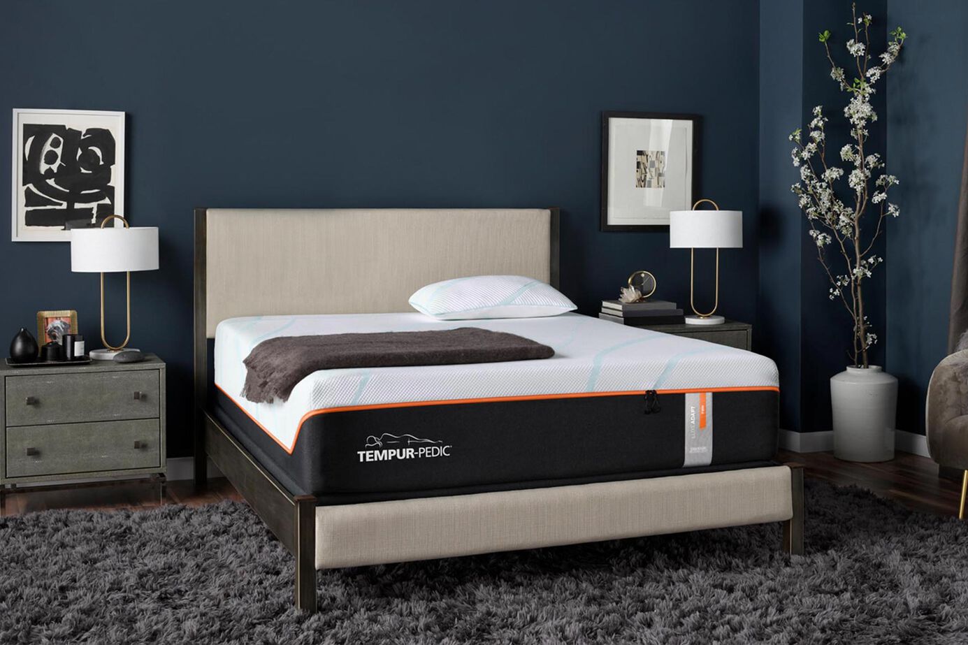 Tempur-Pedic TEMPUR-LuxeAdapt Previous Generation Firm Mattress 13" image number 0