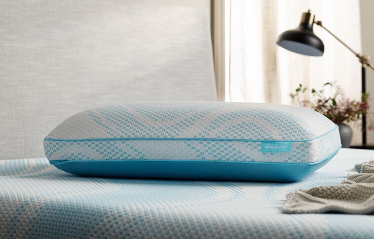 Tempur-Pedic Breeze ProHi 2.0 Pillow image number 4