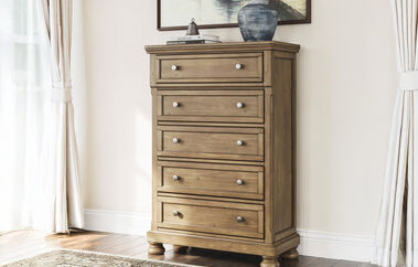 Signature Design Feddinger 5 Drawer Chest