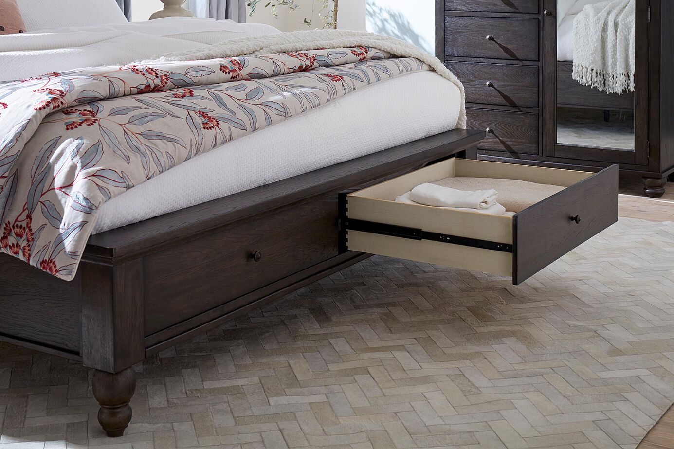Aspen Home Cambridge Framed Panel Bed with Storage image number 4