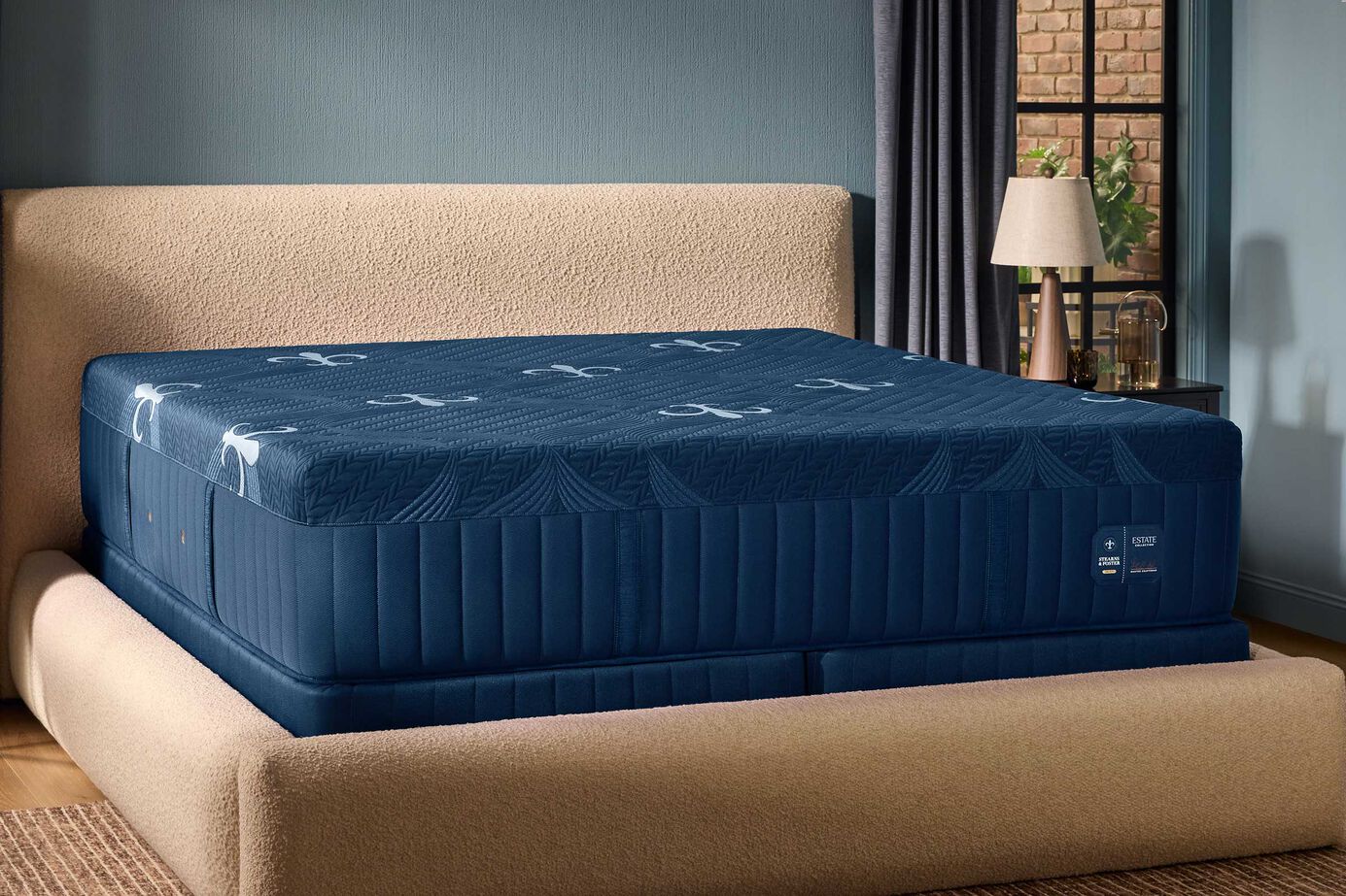 Stearns and Foster Estate II Hybrid Medium Mattress 14.5" image number 3