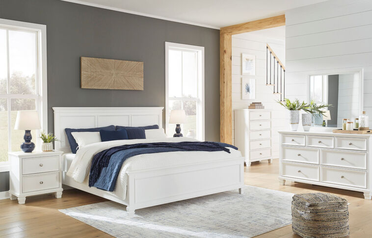 Signature Design Fortman Panel Bed Complete image number 0