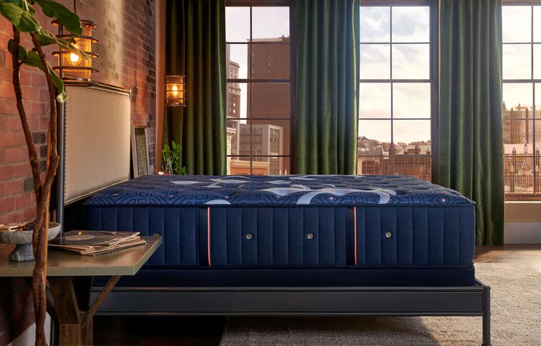 Stearns and Foster Lux Estate Ultra Firm Mattress 14.5" image number 1