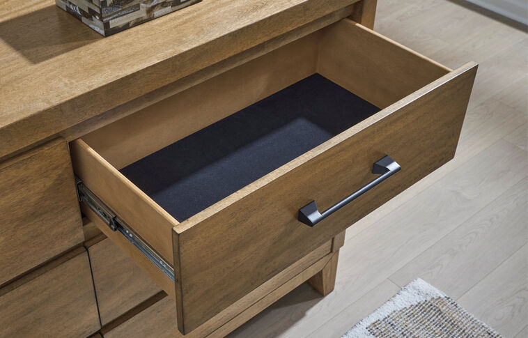 Signature Design Sherbana Dresser image number 1