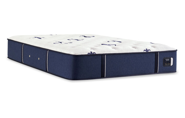 Stearns and Foster Studio Medium Tight Top Mattress 14" image number 4