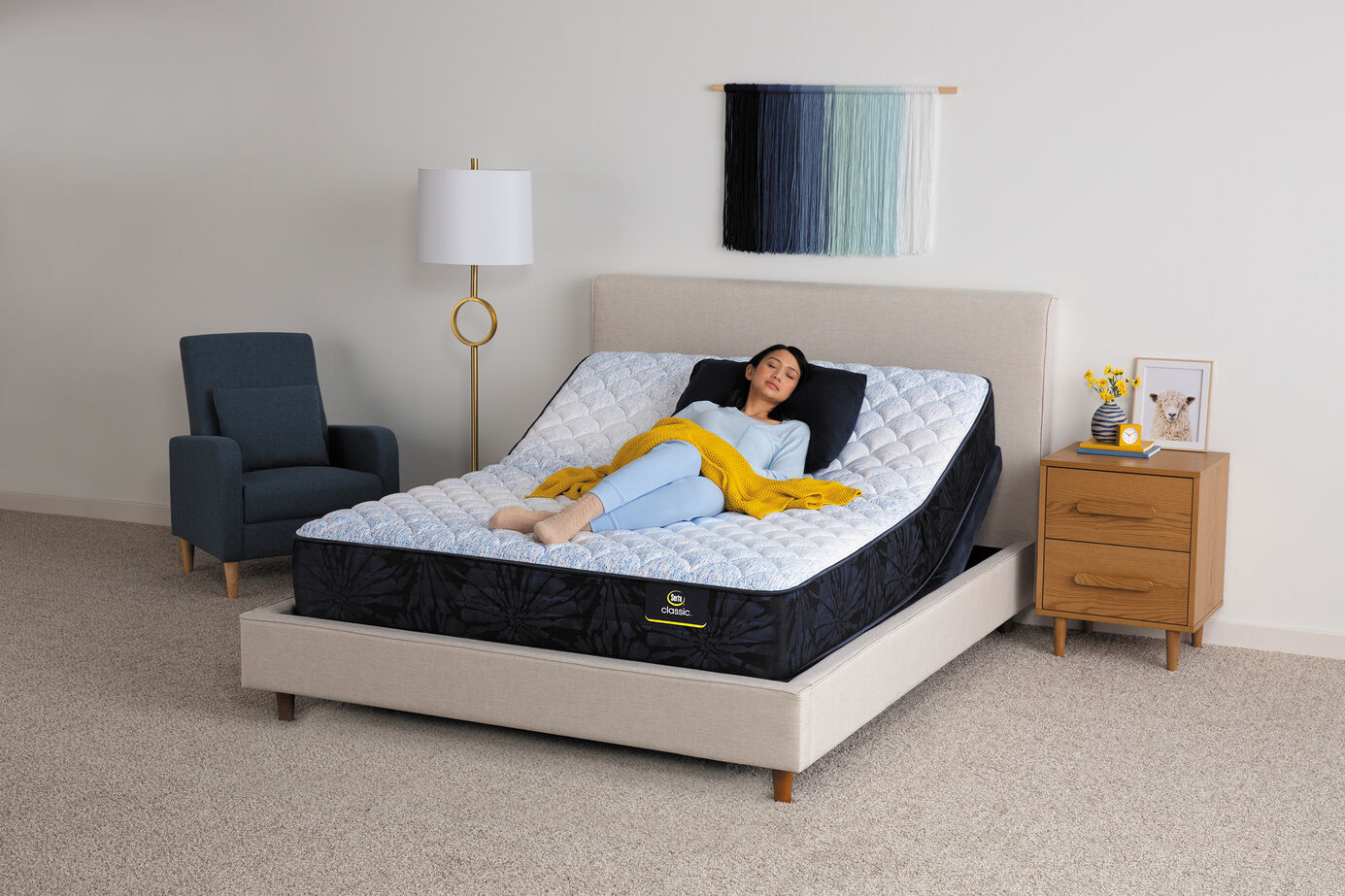 Serta Classic Desert Lily Firm Mattress 12.5" image number 2