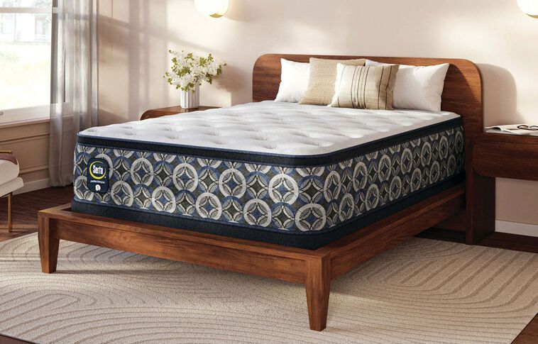Serta Perfect Sleeper Cascade Canyon Plush Pillow Top Mattress 14" image number 0