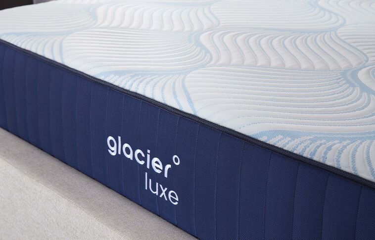 Glacier Luxe Peak Plush Mattress 14" image number 5
