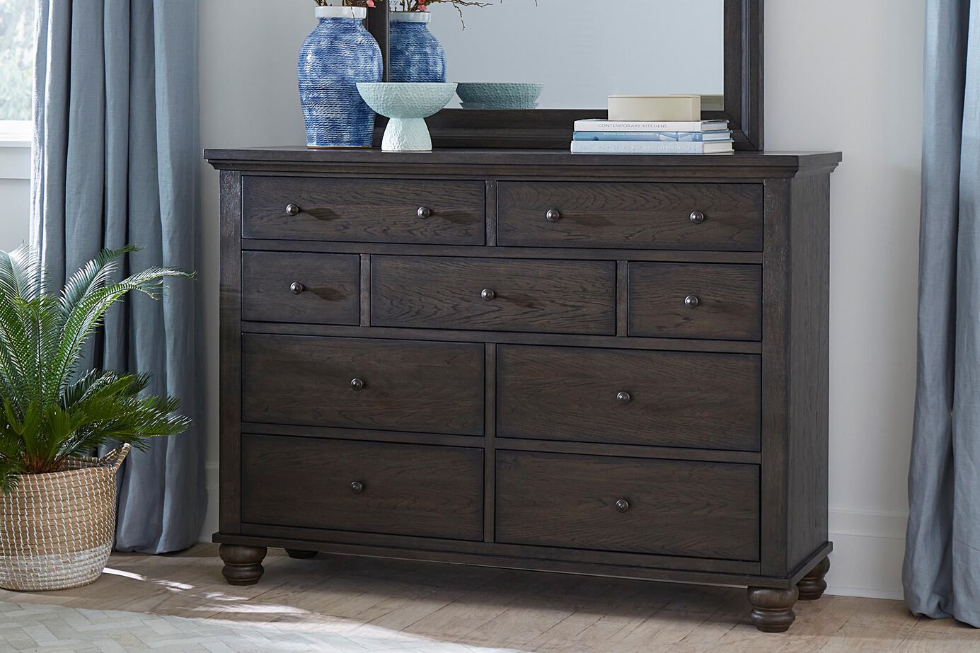 Aspen Home Cambridge Chesser image number 0