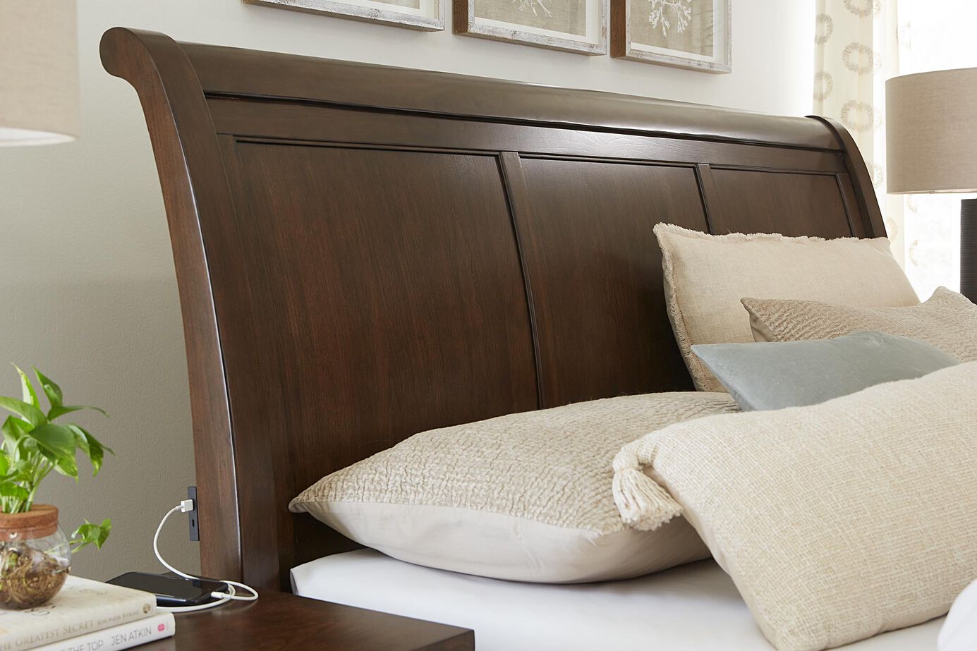 Aspen Home Cambridge Sleigh Bed image number 2
