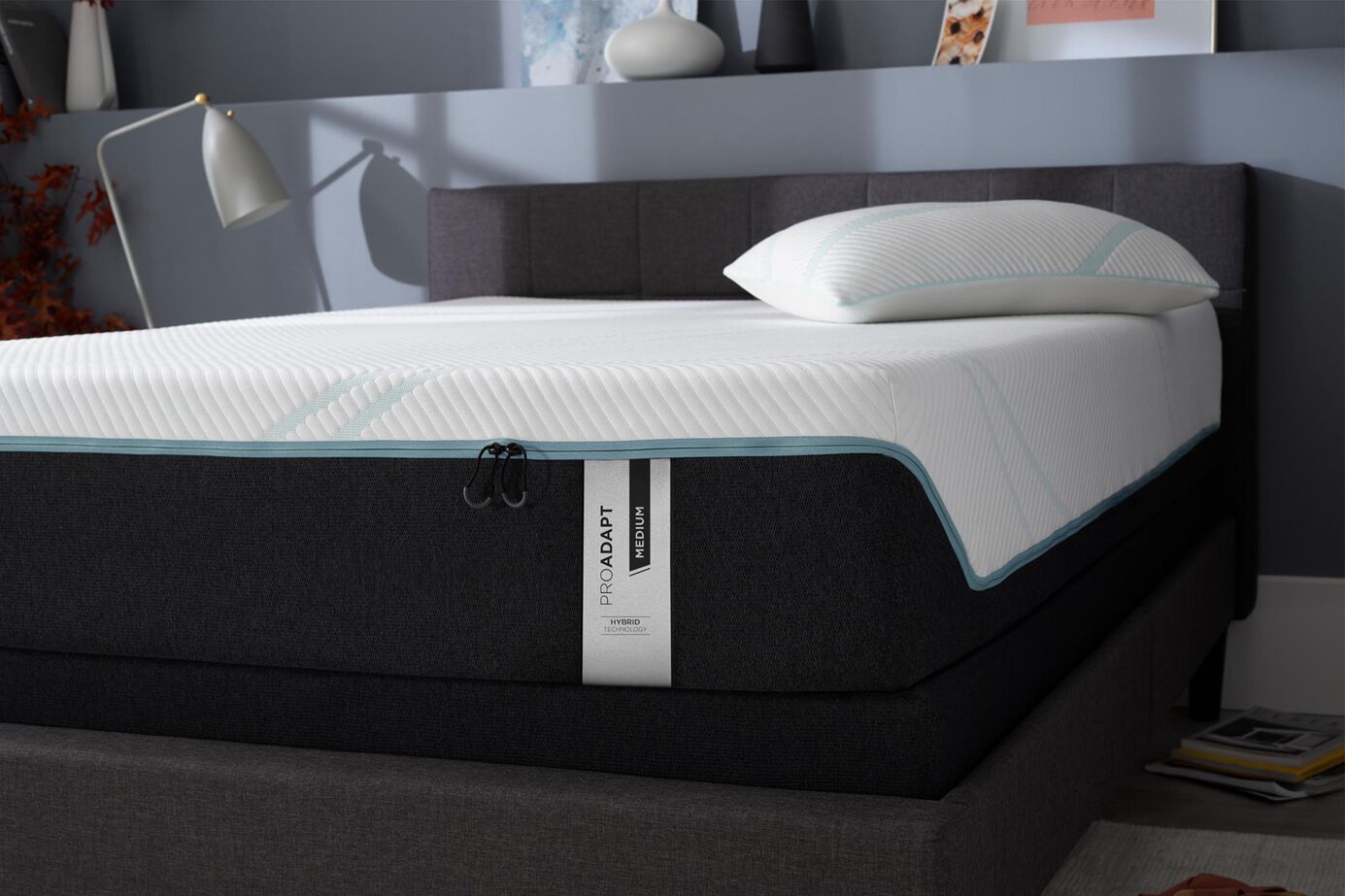 Tempur-Pedic TEMPUR-ProAdapt Previous Generation Medium Hybrid Mattress 12" image number 4