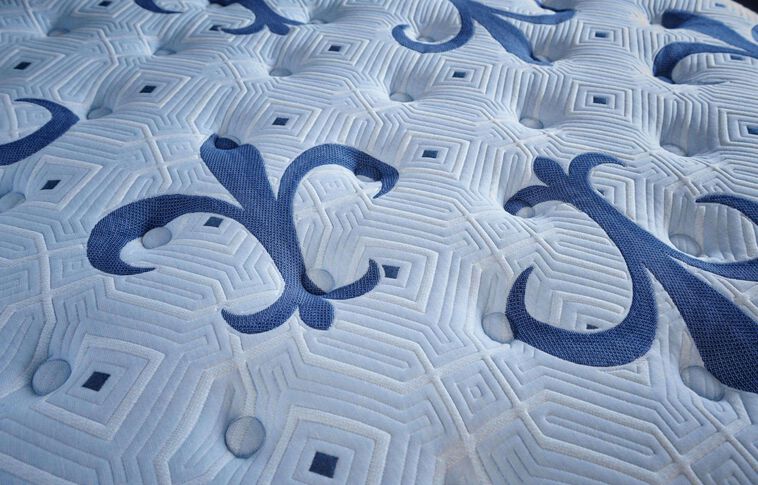 Stearns and Foster Estate  Medium Tight Top Mattress 13.5" image number 6